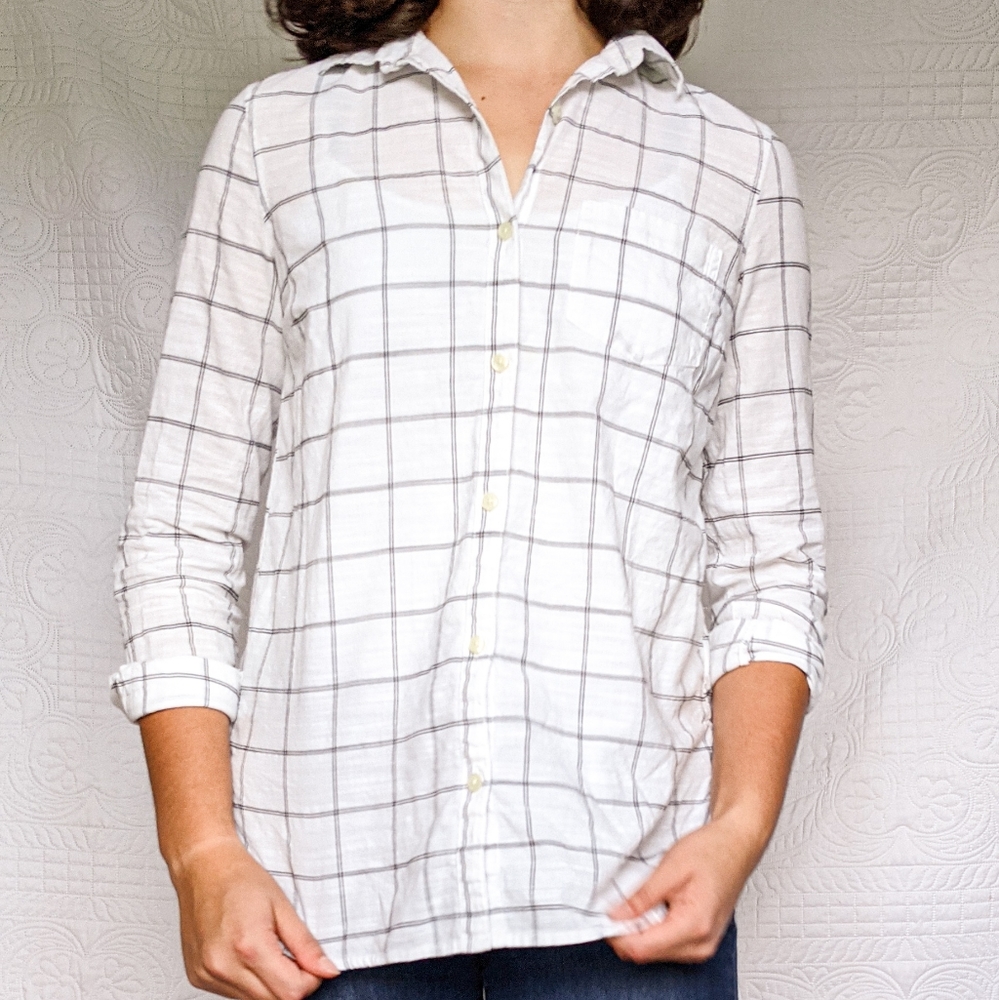 Old Navy White black grid plaid button down shirt
